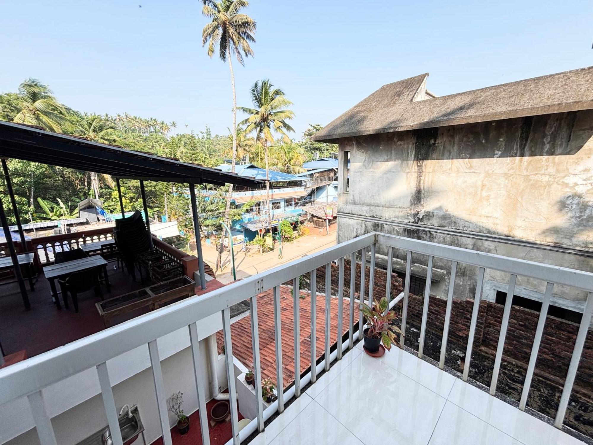 Akshay Beach Resort Варкала Екстер'єр фото